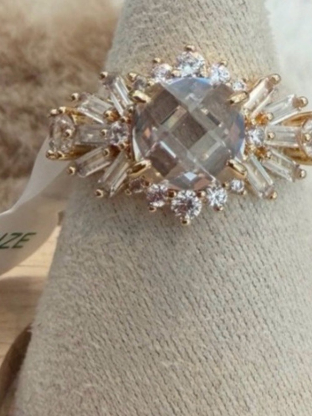 Bomb Party Fit for a queen ring